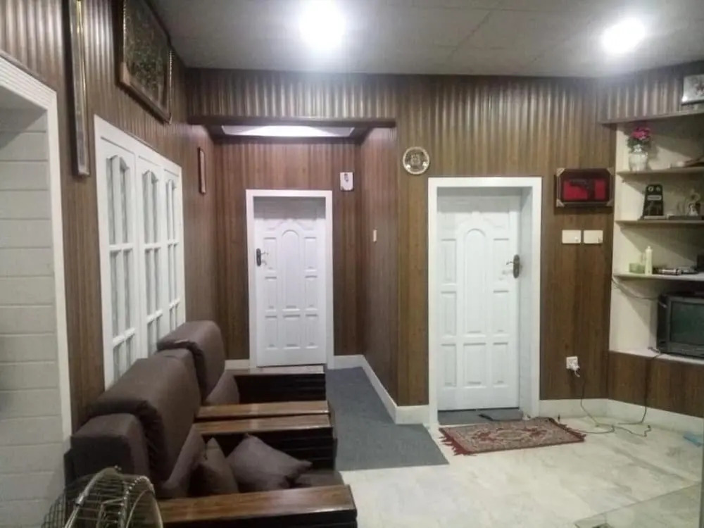 Four Seasons Family Guest House
