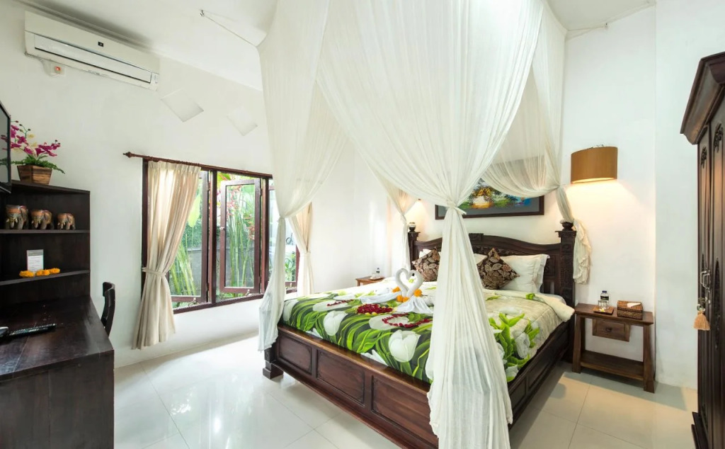 Amomaya Villa