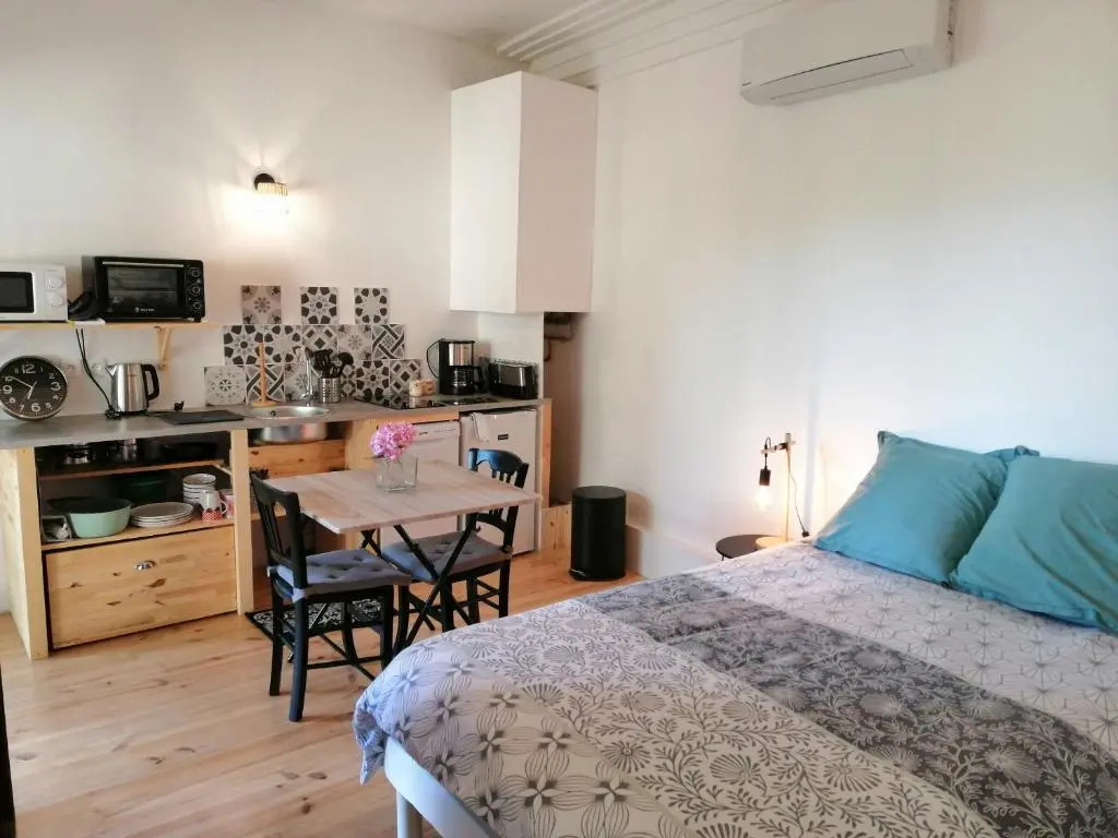 La Dolce Vita Studio indépendant avec terrasse