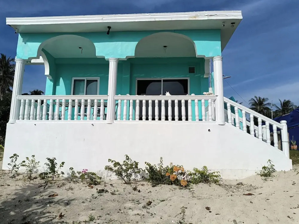 Whitesands Beach Resort