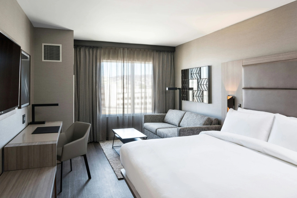 AC Hotel by Marriott Worcester
