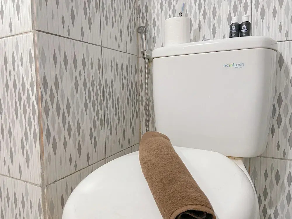 The Metropolitan Manor Studio Apartment At Parahyangan Residence