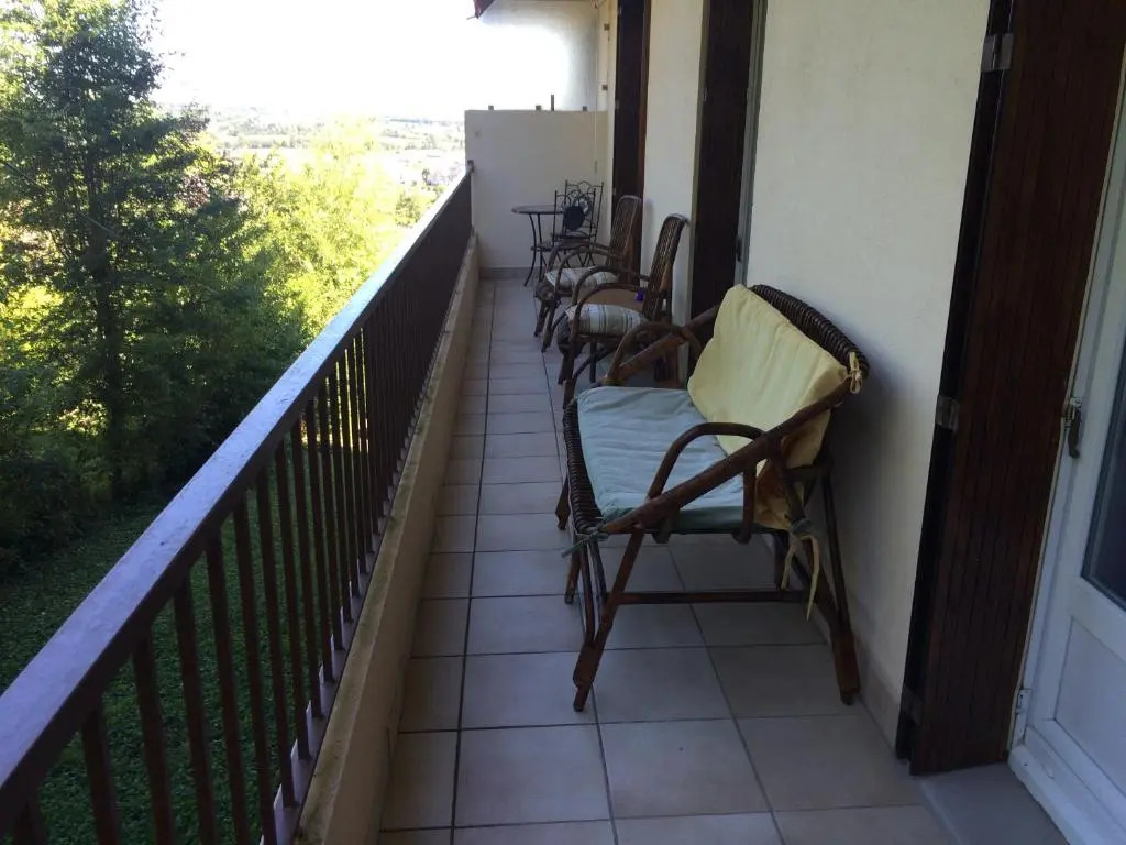 T2 gîte de Laurette avec garage et parking privés