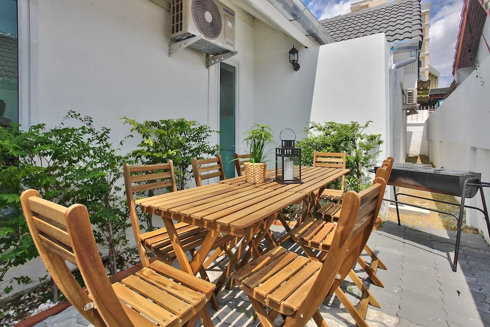 Pool Villa Pattaya - Walking Street C3