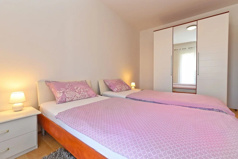 Apartment 1551
