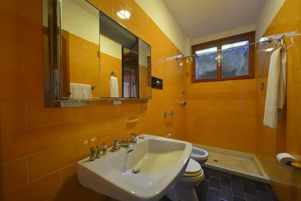Holiday Garda Villa Dolcelago Lake Front