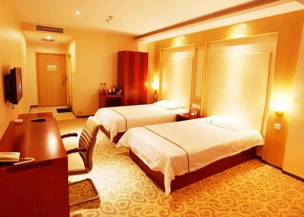Yishang Holiday Inn
