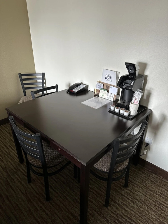 Americas Best Value Inn Villa Motel