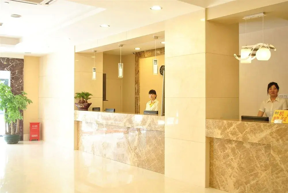 Super 8 Hotel Shenzhen Diwang