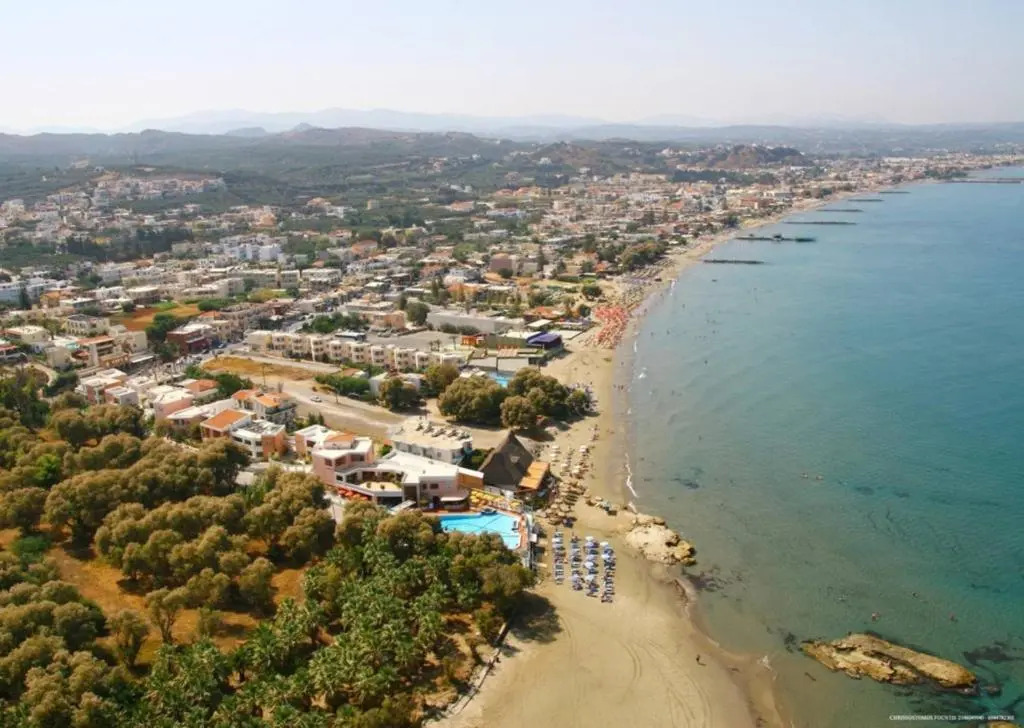 Nikos Apartments
