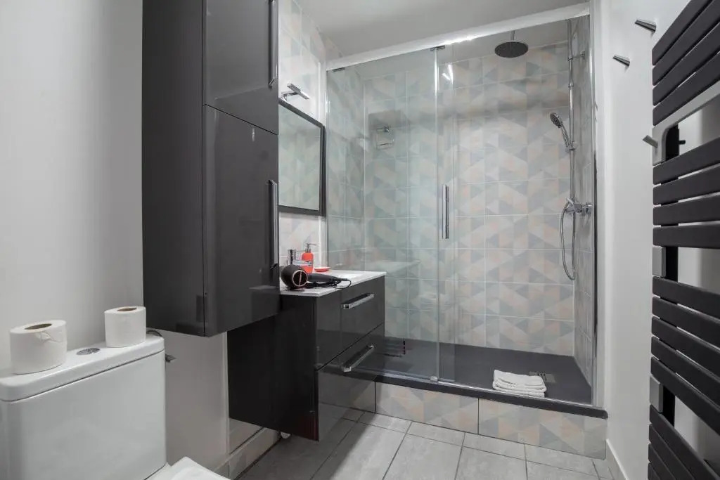 Paris - Porte d'Ivry - Modern and Cosy 2 bedroom apartment