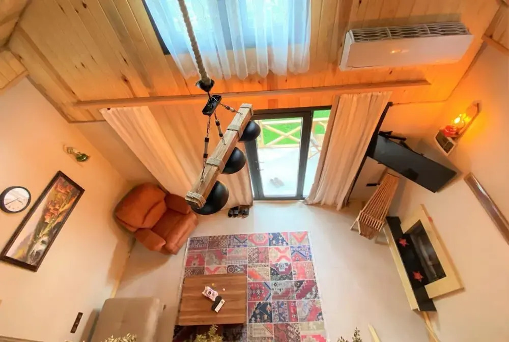 Cozy House Surrounded by Nature in Agva