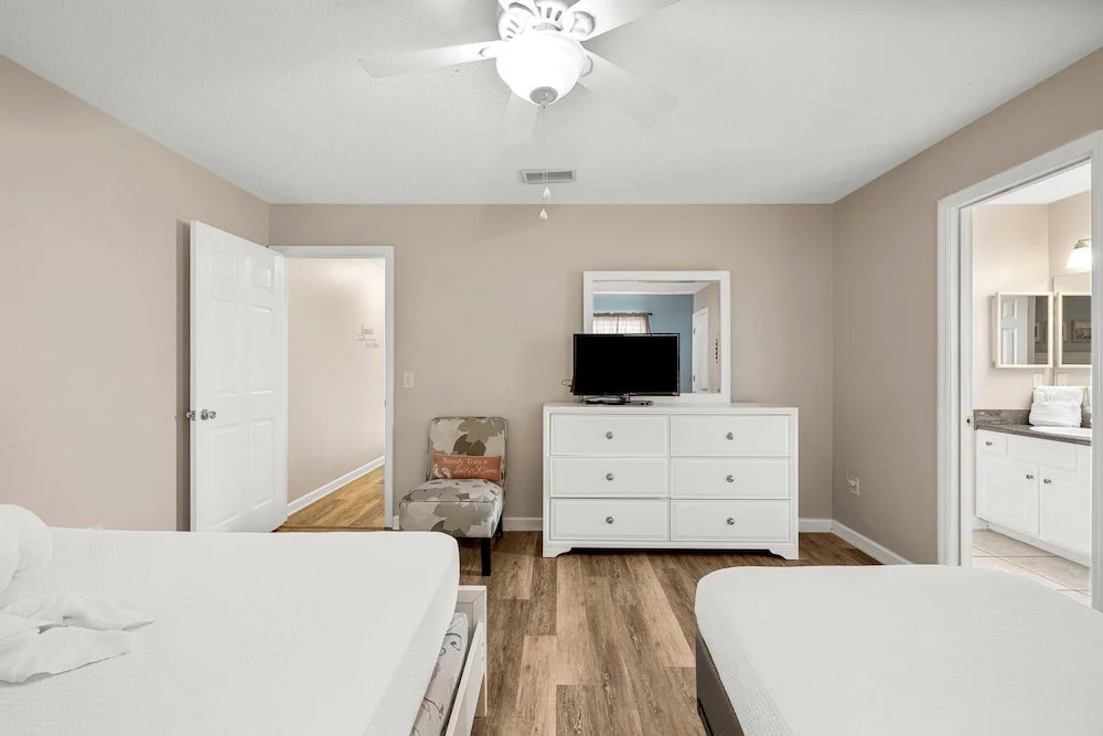 126 Seagrass Way