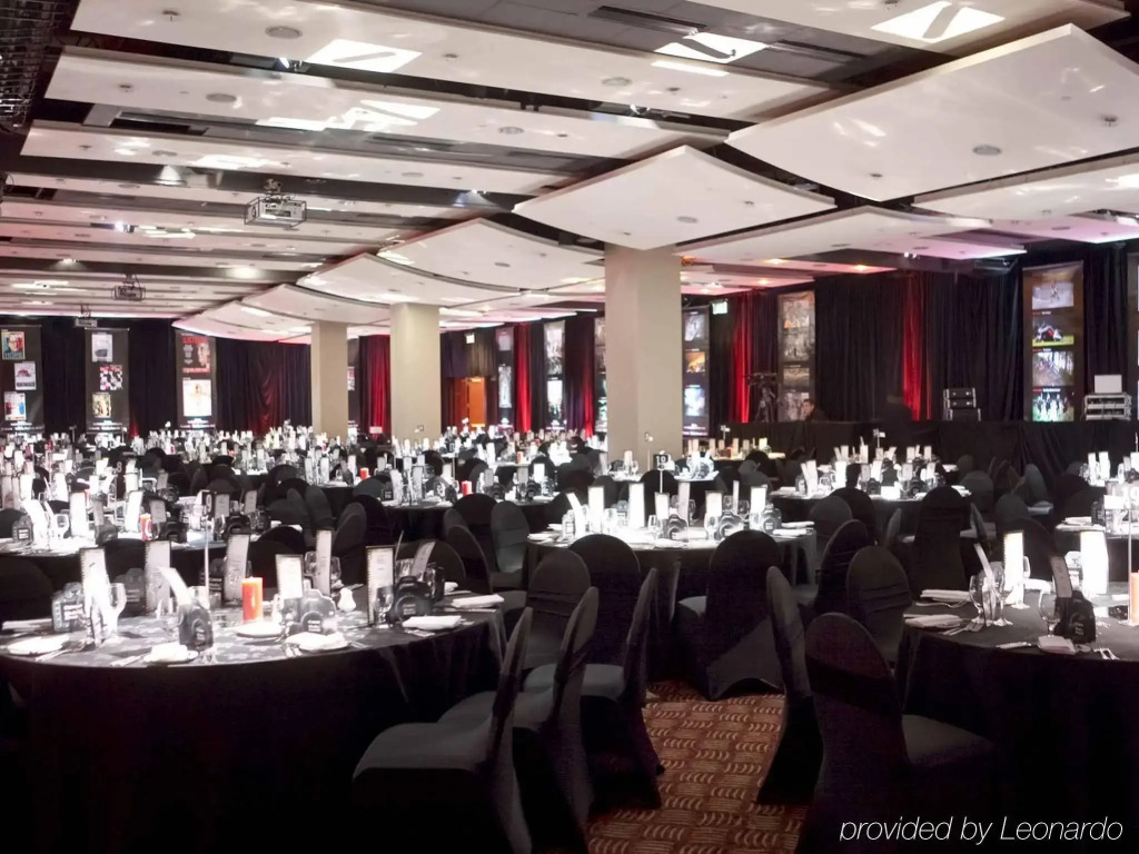 Pullman Auckland Hotel & Apartments