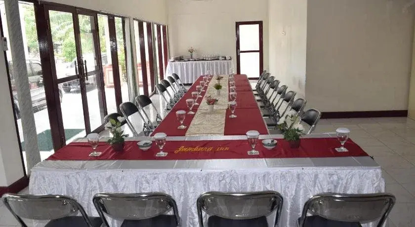 Jambura Inn