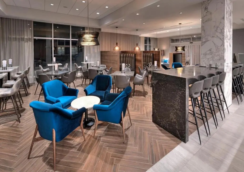 Courtyard by Marriott Burlington-Oakville