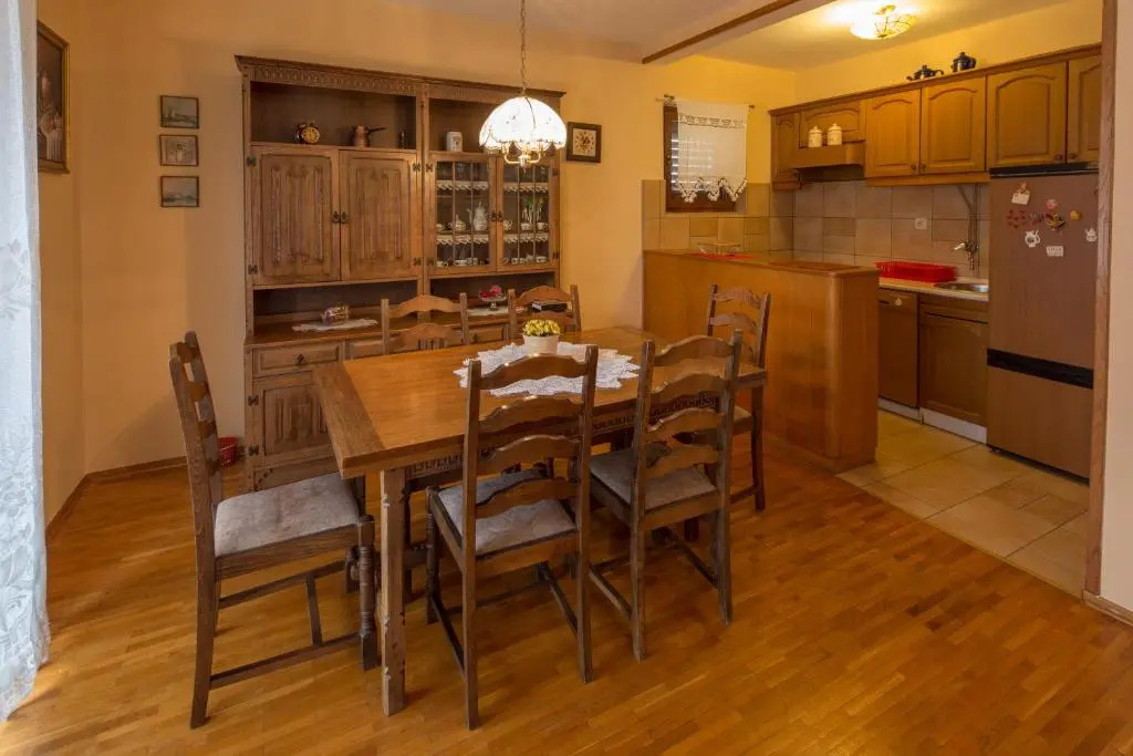 Apartment Raskovic II