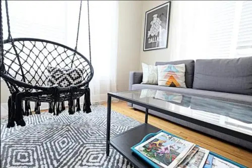1920s Urban Charm SHELTER IN PLACE HERE!