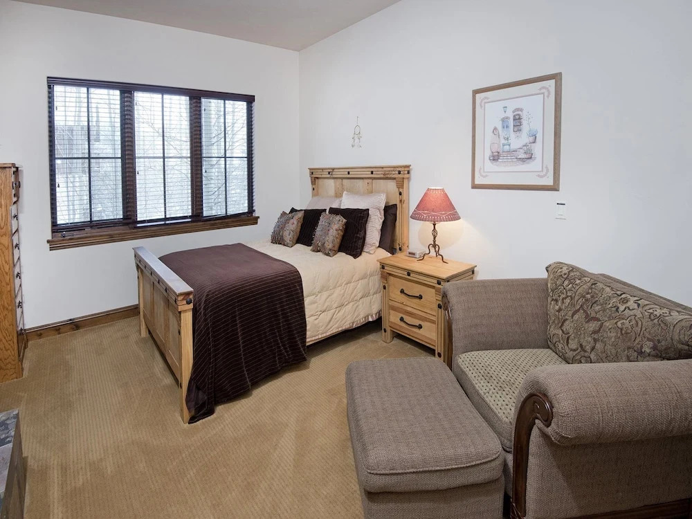 Alpine Drive Chalet