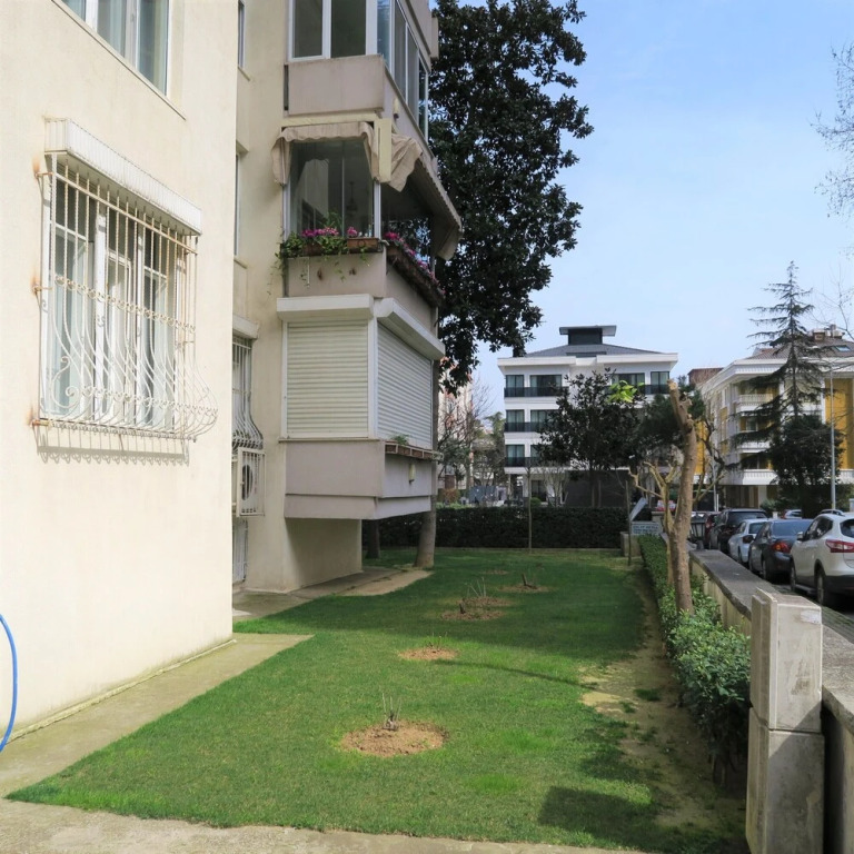 Modern Bohemian Apt 2 Bdr-fenerbahce-by The Sea