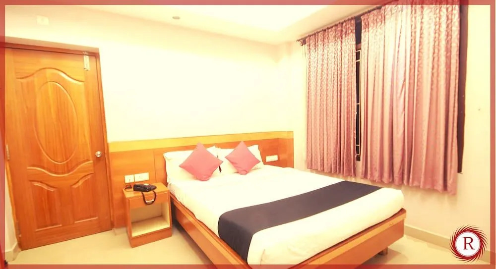 Hotel RAKS