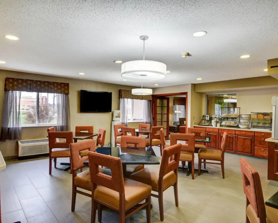 Baymont Inn & Suites Concord/Mentor