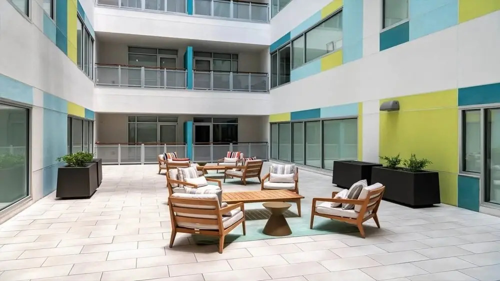 Bold CozySuites w/pool, gym, roof 8