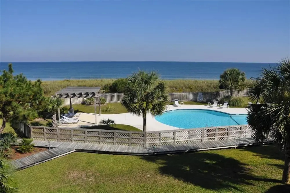 #406 Ocean Anchor - 4 Br villa by RedAwning