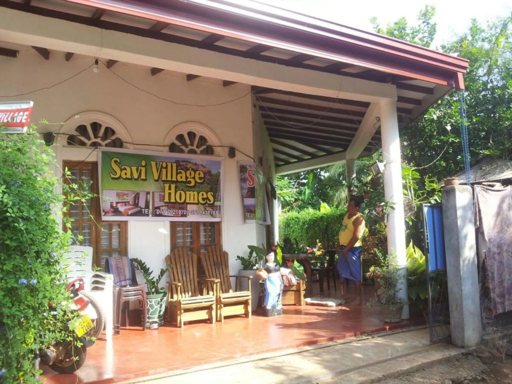Savee Village Inn