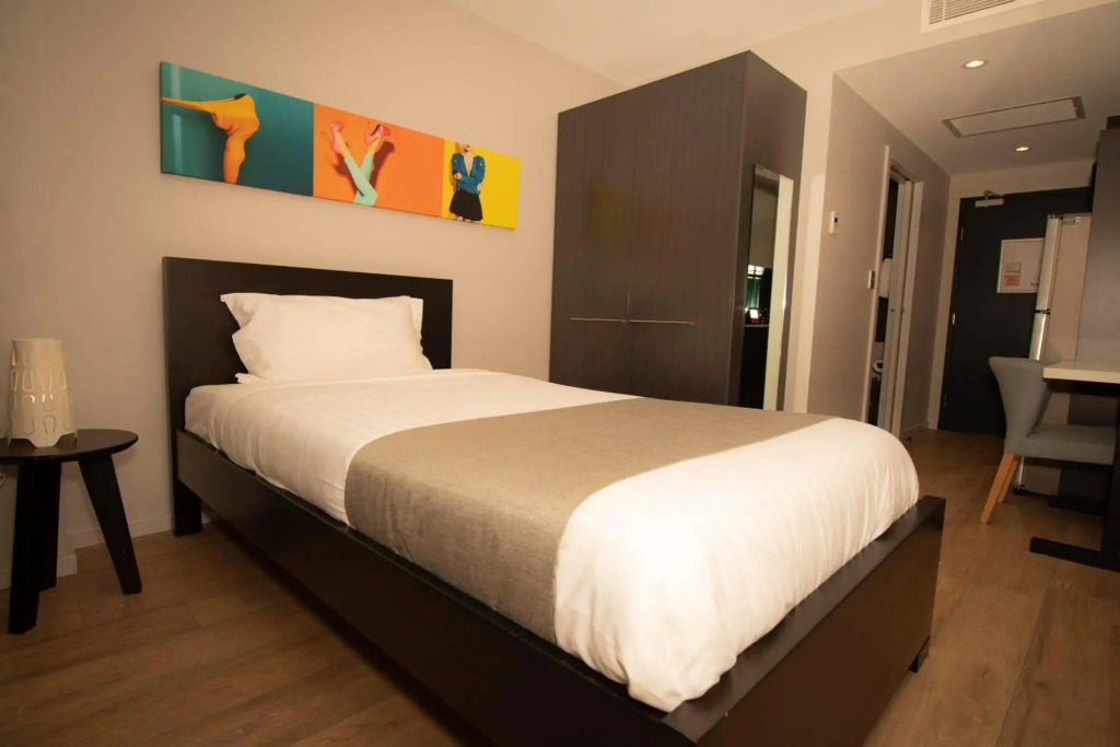 Studio 8 Residences - Top Ryde