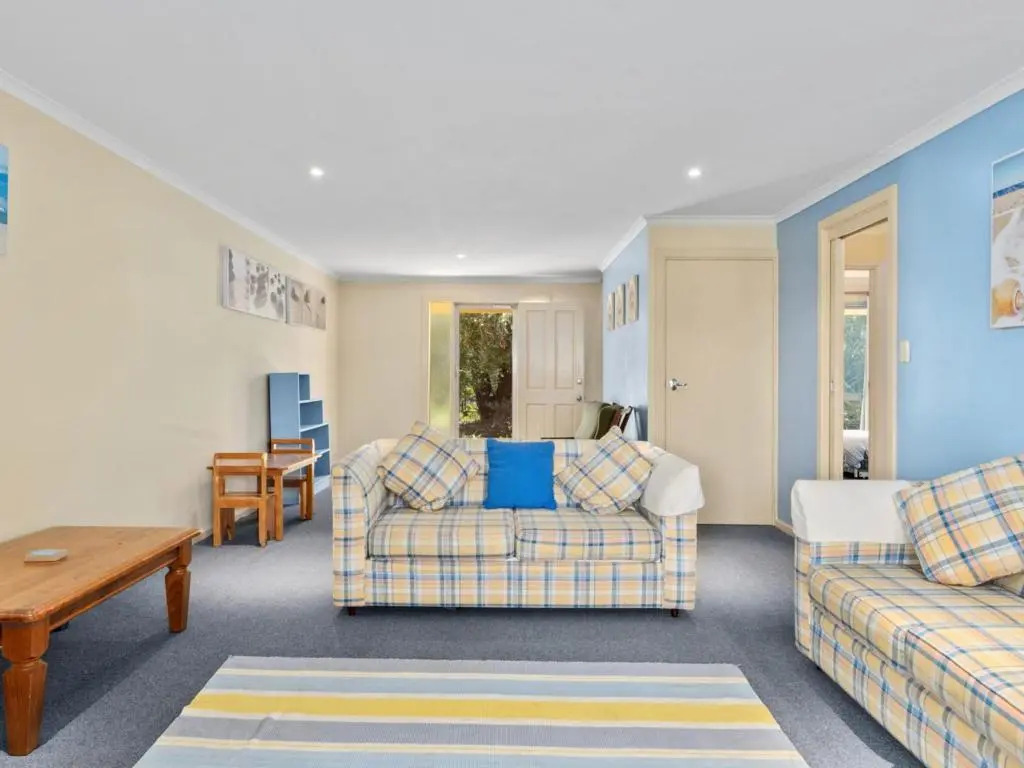 22 Broadbeach Drive