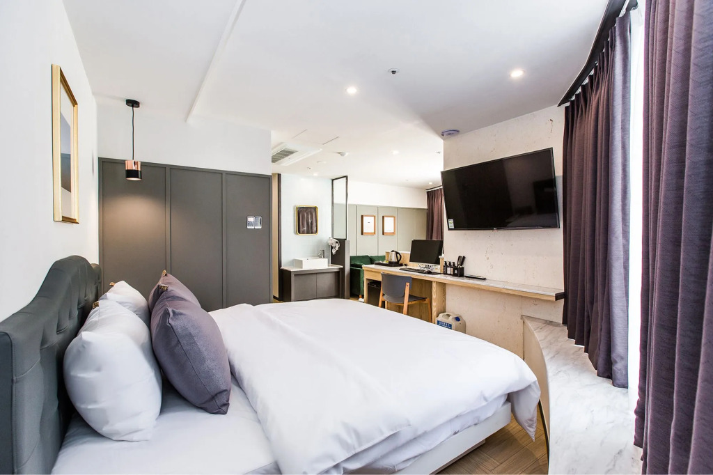 Brown-Dot Hotel Songdo