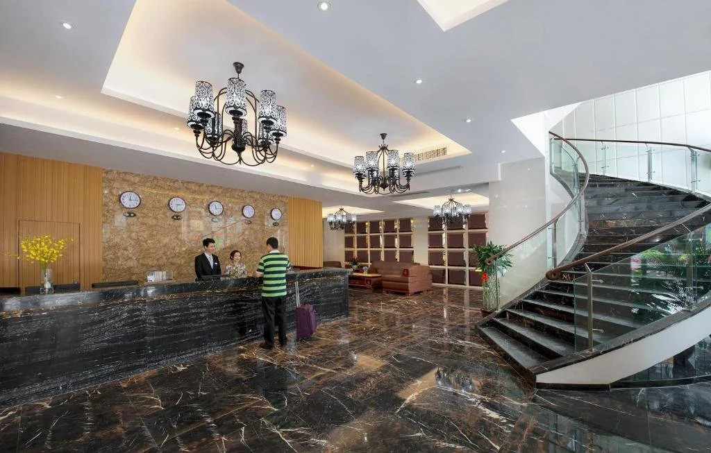 Hongchang Business Hotel