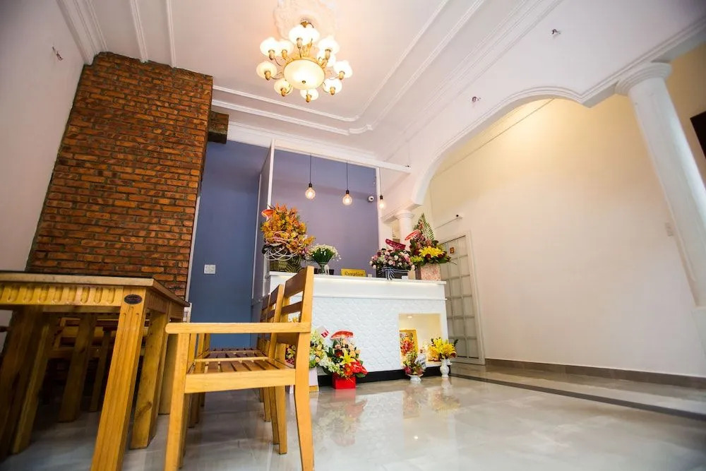 SHARK HOSTEL