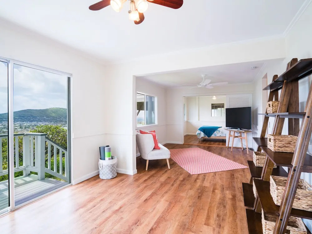 Hawaii Kai 4br W/ Wraparound Lanai & Ocean Views 4 Bedroom Home
