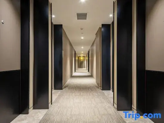 Pod Choice Hotel (Xi'an Bell and Drum Tower Dachaishi Subway Station)