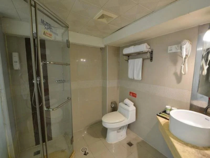 Motel 168 Nanjing Hu Ju Road Inn