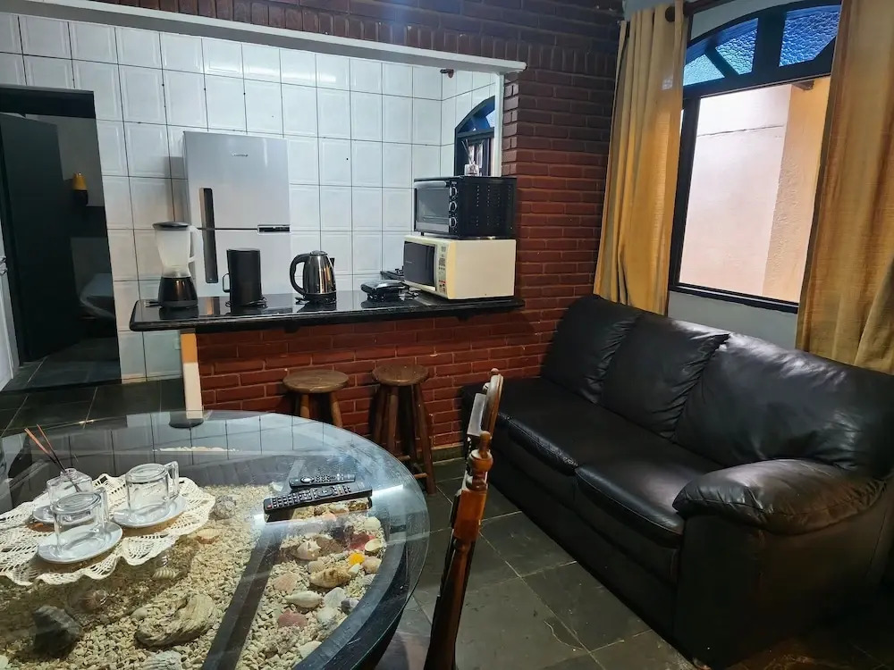 House With 2 BRs and Barbecue in Ubatuba Jao0368