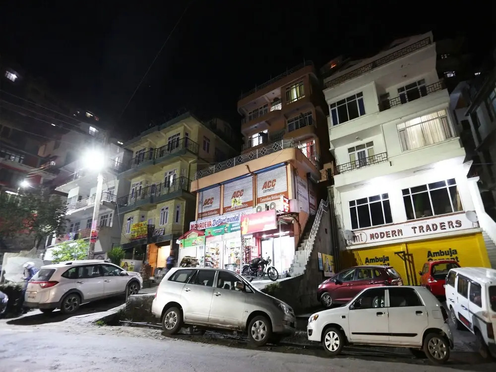 OYO 13762 Home Peaceful 2BHK Kasumpti