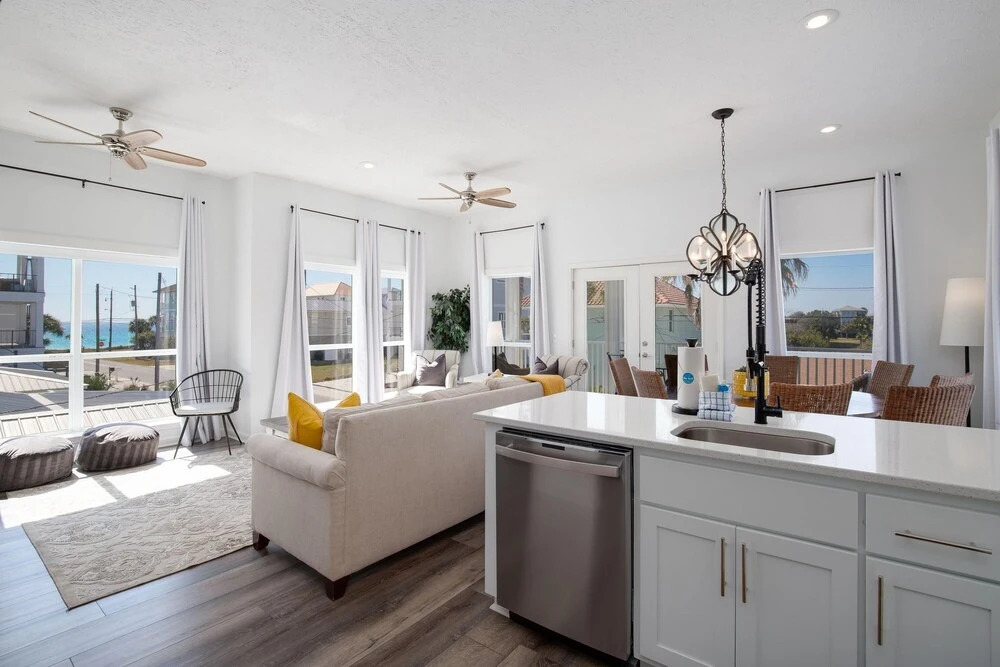 114 E Lakeshore Dr - The Sandcastle by Blue Swell