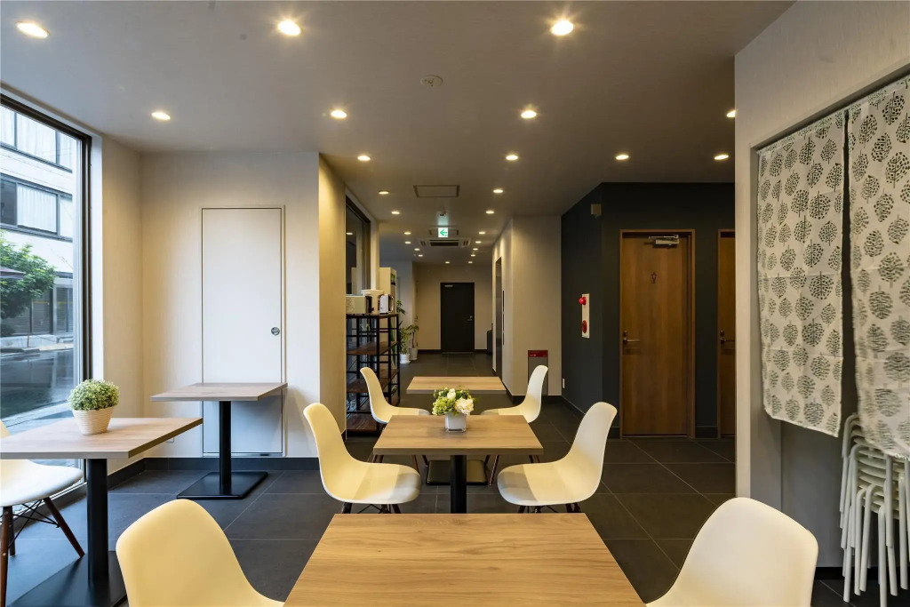 Floral Hotel · SakaisuJi-Honmachi Osaka
