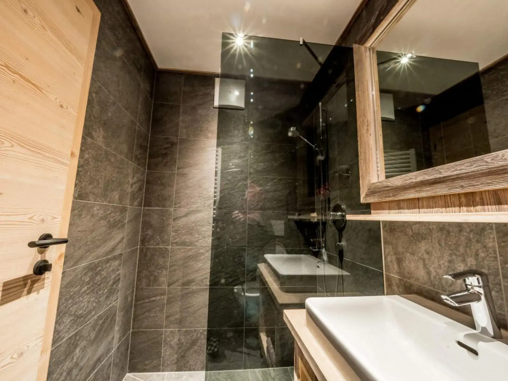 Mountain-view Apartment in Finkenberg With Sauna