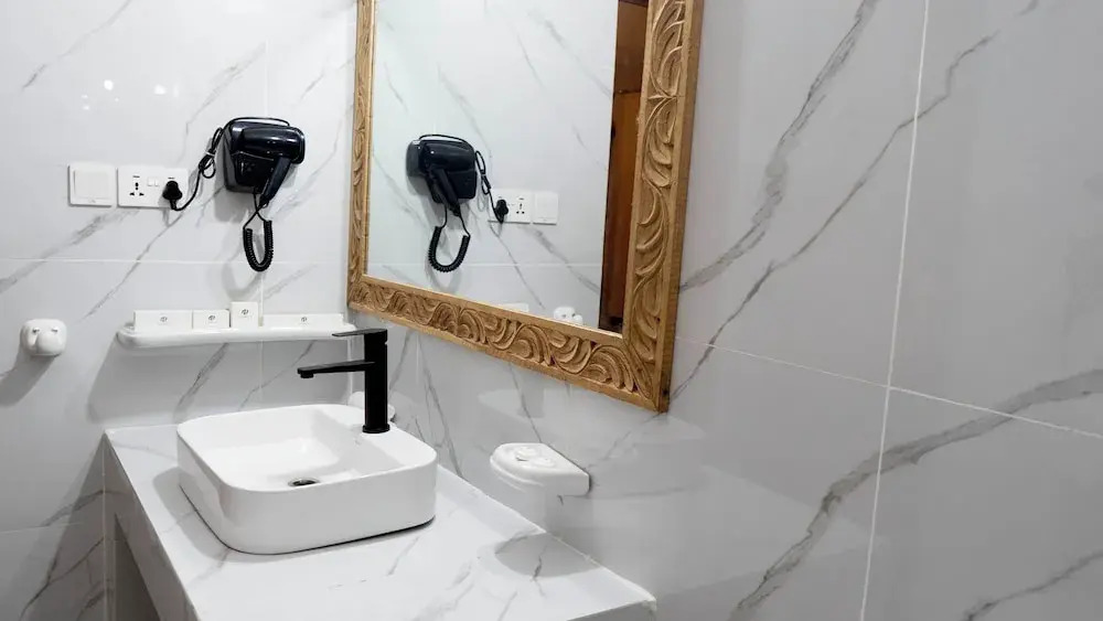Zamu Beach Hotel