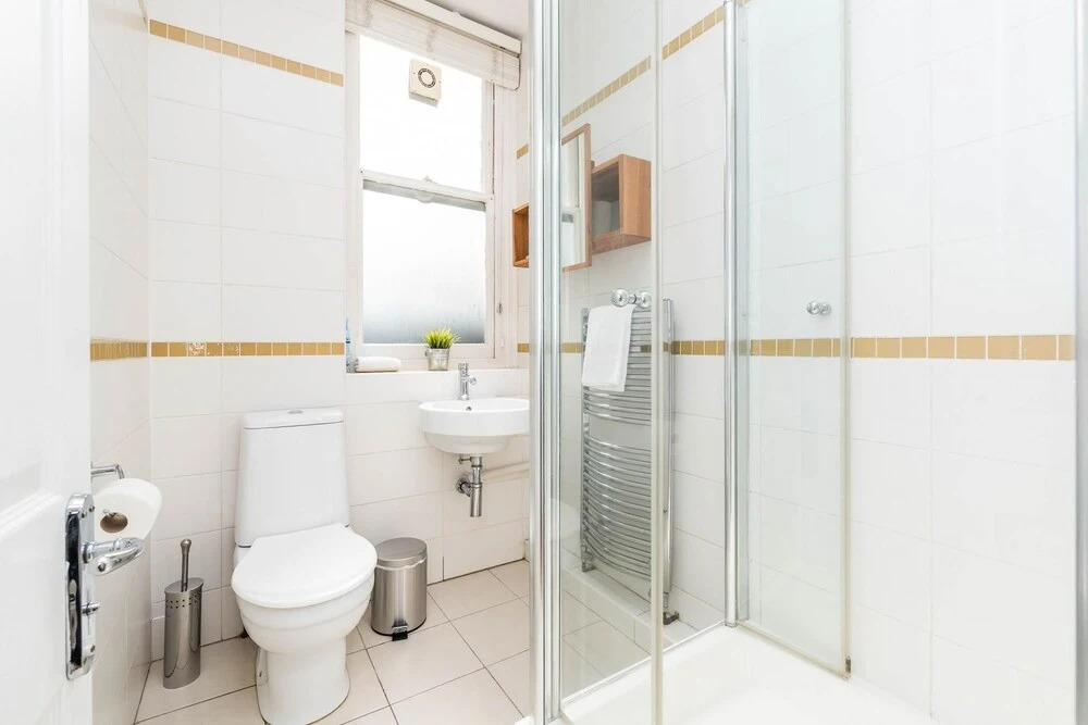Super Exclusive 3 Bedroom Flat Heart of Chelsea