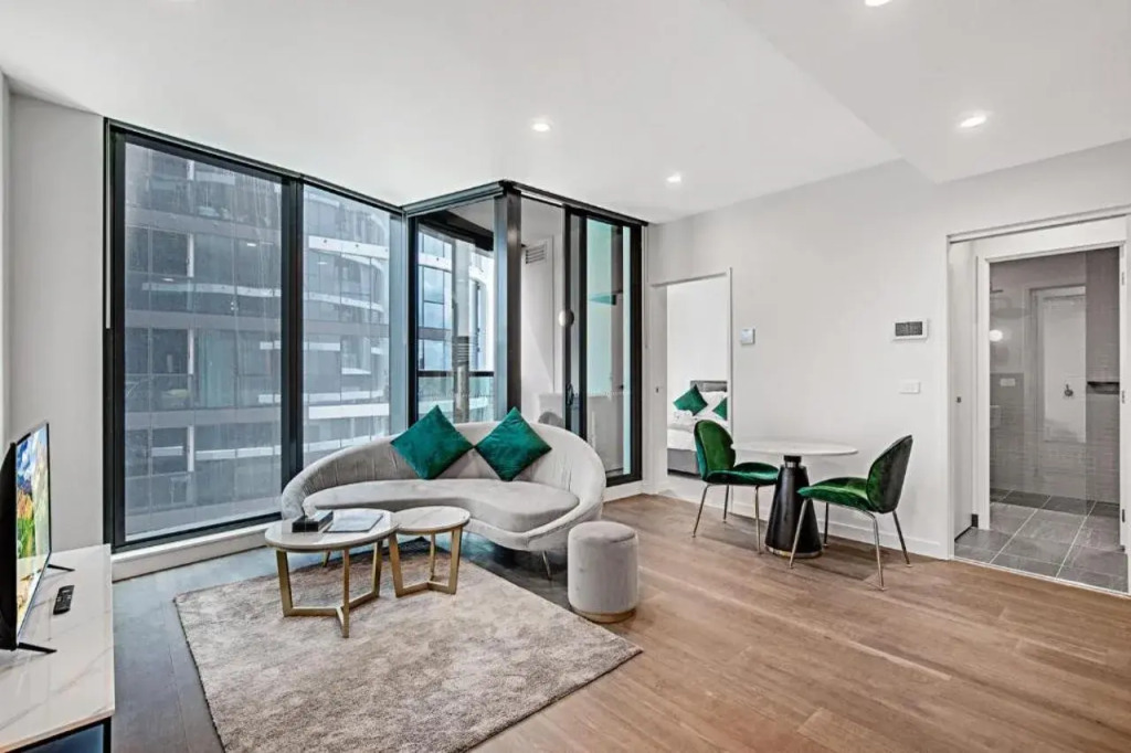 Lumina Suites