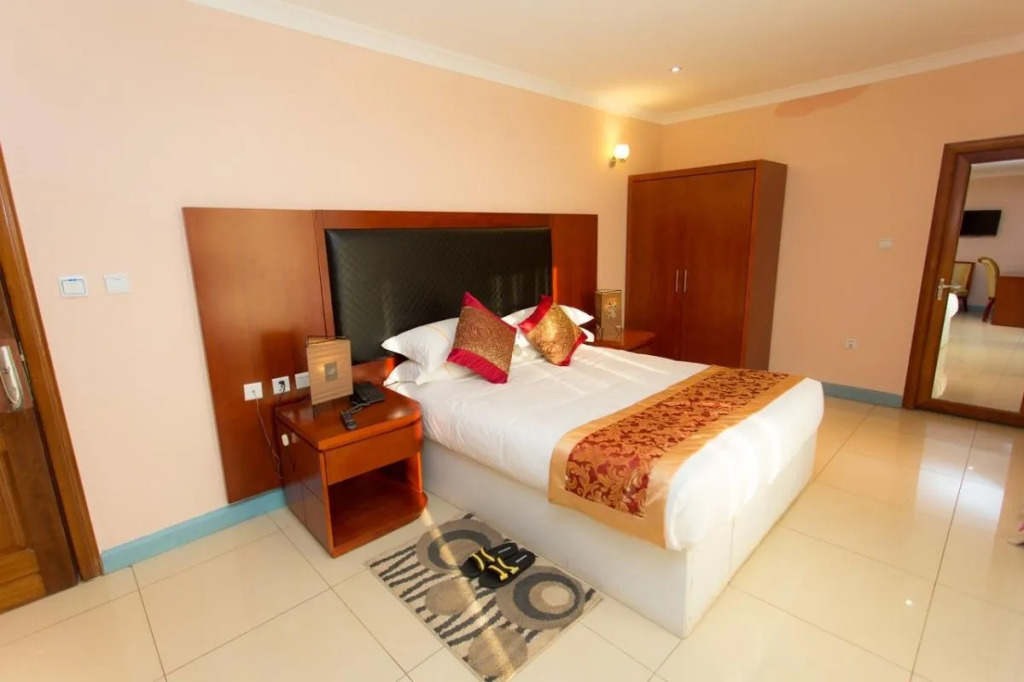 Orient Park Hotel