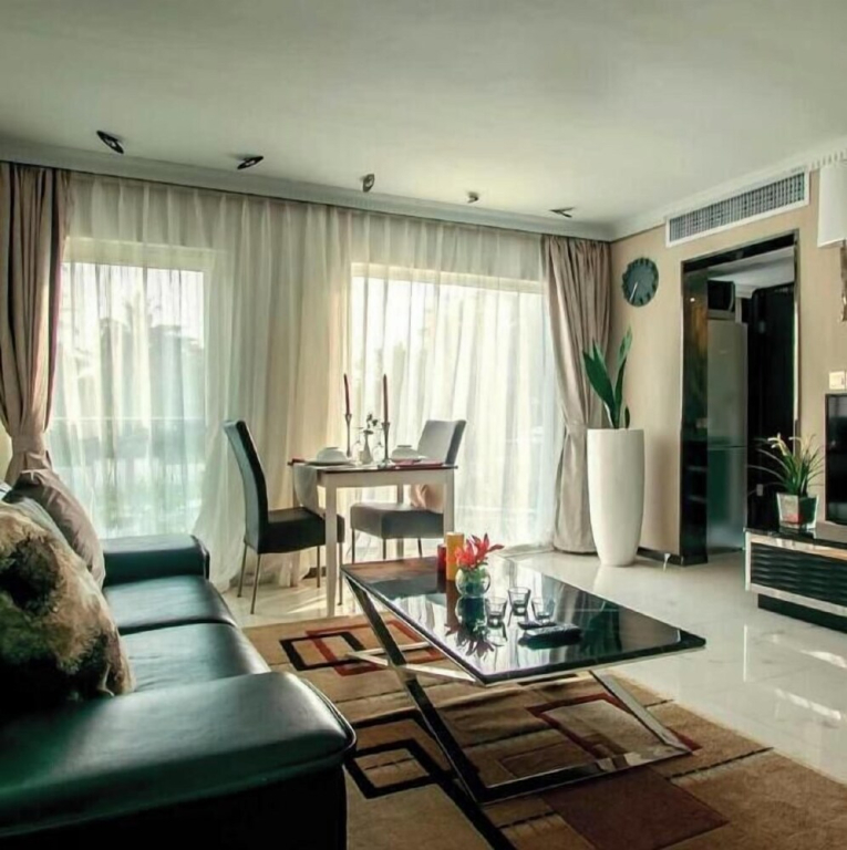 Red Mango Hotel and Apartments