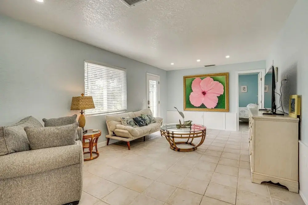 Coastal Escape w/ Yard Near Anna Maria Island