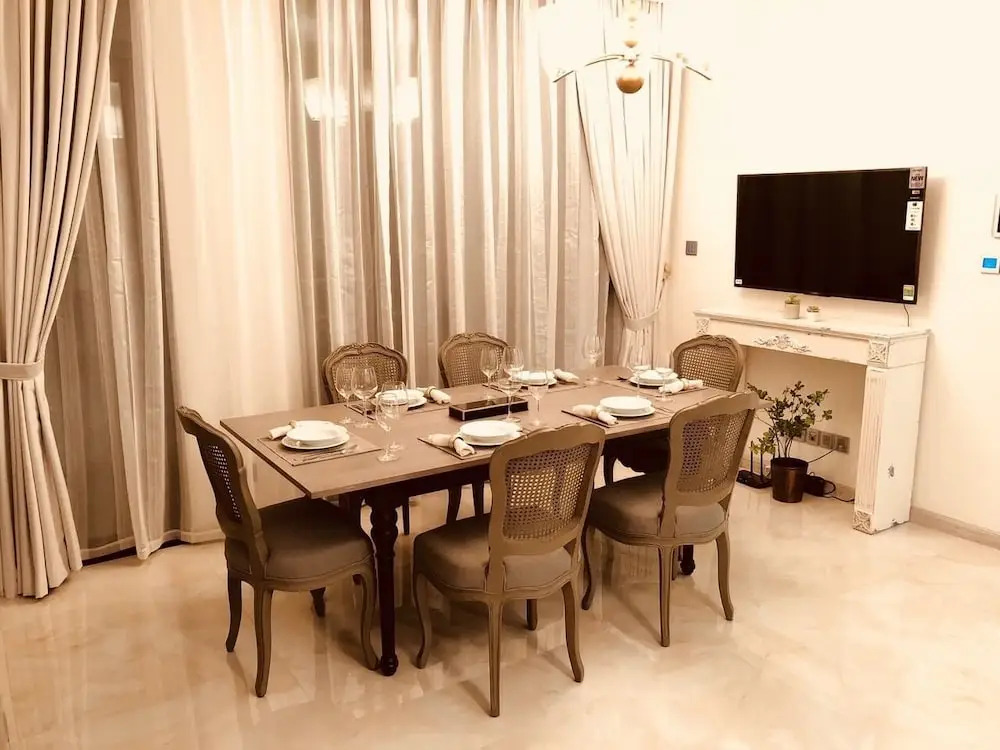 Zahoo House - Vinhomes Golden River