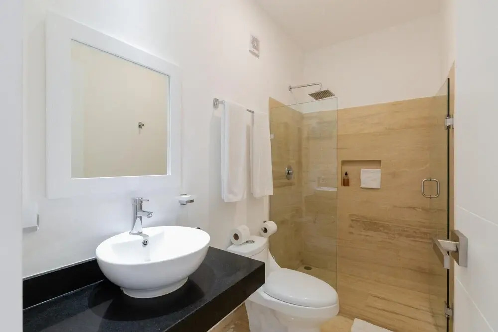 Modern 1BR Apartment Rooftop Pool Near To The Beach Amazing Amenities